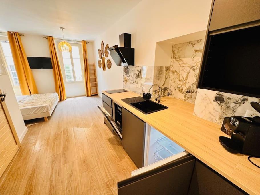 Les Appartements De Nana 4 - Studio Hypercentre, Rue Meynadier, Palais & Plage, Clim, Wifi Cannes Esterno foto