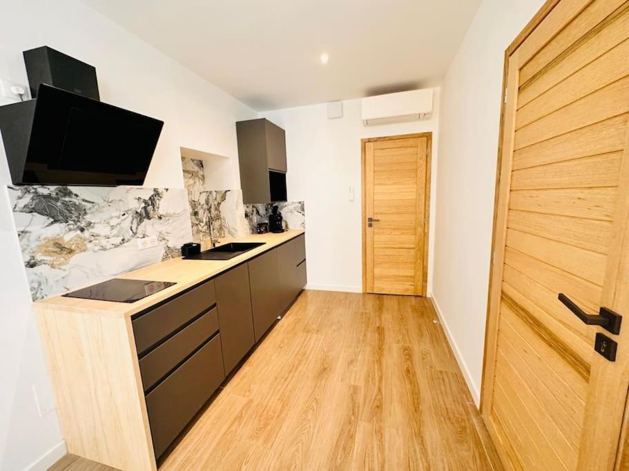 Les Appartements De Nana 4 - Studio Hypercentre, Rue Meynadier, Palais & Plage, Clim, Wifi Cannes Esterno foto